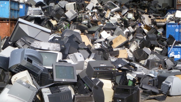 ನಿಮ್ಮ ಮನೆಯಲ್ಲಿರುವ ಹಳೇ ಫೋನ್,ಟಿವಿ, ಫ್ರಿಡ್ಜ್ ಗಳಿಂದಲೂ ಸಂಪಾದಿಸಬಹುದು!