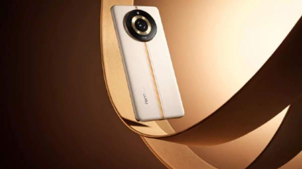 ಬಂಪರ್ ಆಫರ್‌: ಈ ಫೋನ್‌ ಖರೀದಿಸಿದ್ರೆ 5 ಸಾವಿರ ಮೌಲ್ಯದ ವಾಚ್‌ ಫ್ರೀ... 