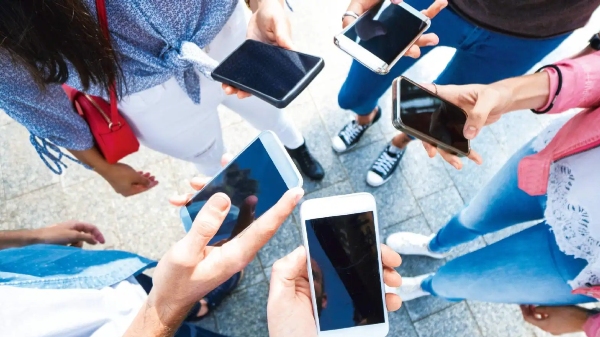 ಎರಡನೇ ಅತಿದೊಡ್ಡ ಫೋನ್ ತಯಾರಕ ರಾಷ್ಟ್ರವಾದ ಭಾರತ...