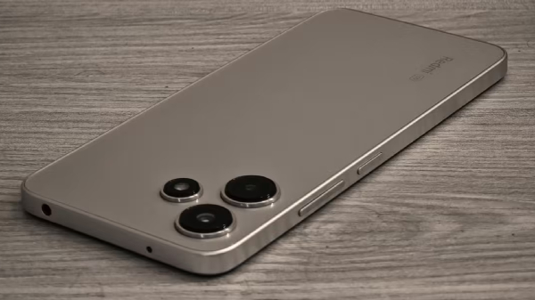 ಮೊದಲ ಸೇಲ್‌ನಲ್ಲೇ  ಇಷ್ಟೊಂದು ಫೋನ್‌ಗಳು ಸೇಲ್! ದಾಖಲೆ ಬರೆದ ರೆಡ್ಮಿ 12 ಸರಣಿ 