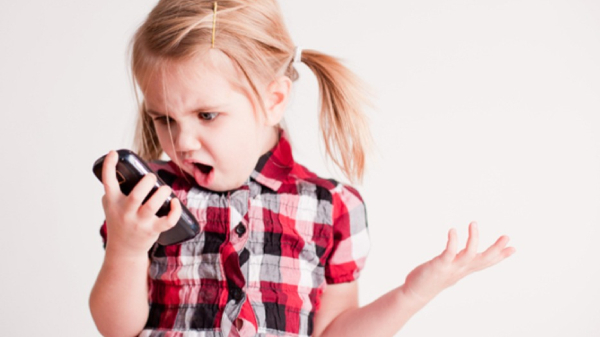 ಕರ್ನಾಟಕದಲ್ಲಿ ಇನ್ಮುಂದೆ ಮಕ್ಕಳು ಫೋನ್‌ ಮುಟ್ಟಿದ್ರೆ ಓಪನ್‌ ಆಗೋಲ್ವಂತೆ?