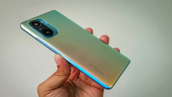 ಶಿಯೋಮಿಯ ಈ ಹೈ ಎಂಡ್‌ ಫೋನಿನ ಆಫರ್‌ ತಿಳಿದ್ರೆ, OMG ಅಂತೀರಾ!