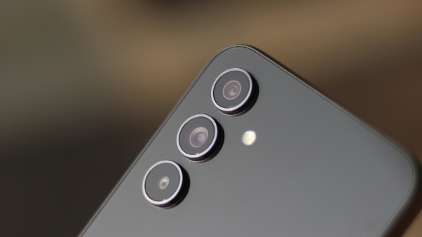 ನಿಮ್ಮ ಬಳಿ ಹಳೆಯ ಸ್ಯಾಮ್‌ಸಂಗ್‌ ಫೋನ್‌ ಇದ್ರೆ, ದಯವಿಟ್ಟು ಇಲ್ಲಿ ಗಮನಿಸಿ!