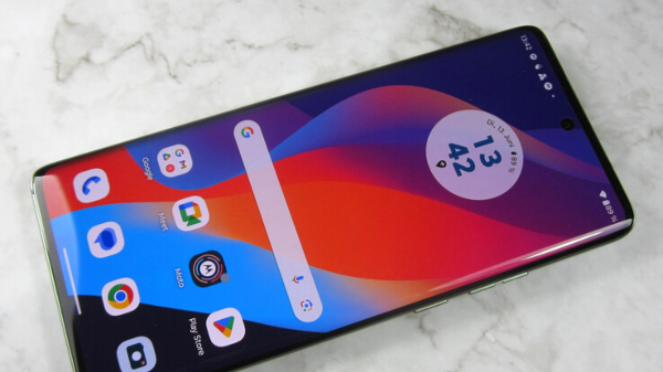 ಮಿಡ್‌ ರೇಂಜ್‌ ಫೋನ್‌ಗಳಲ್ಲಿ ಇವುಗಳೇ ಬೆಸ್ಟ್‌, ಉತ್ತಮ ಪ್ರೊಸೆಸರ್‌...