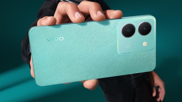 ವಿವೋದ ಈ ಸ್ಟೈಲಿಶ್‌ ಸ್ಮಾರ್ಟ್‌ಫೋನ್‌ ಬೆಲೆಯಲ್ಲಿ ಸಖತ್ ಇಳಿಕೆ!