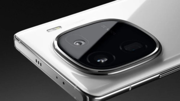 ಮೊಬೈಲ್‌ ಪ್ರಿಯರ ಎದೆ ಬಡಿತ ಹೆಚ್ಚಿಸಿದ ಐಕ್ಯೂ 12 ಪ್ರೊ! ಫೀಚರ್ಸ್‌ ಮಾತ್ರ ಬೆಂಕಿ!