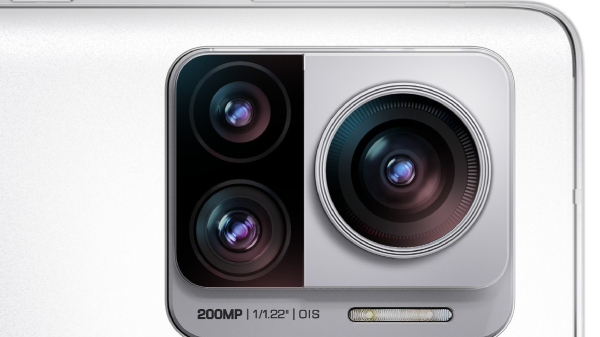 200 MP ಕ್ಯಾಮೆರಾ, 8GB RAM.. ಮೊಟೊರೊಲಾದ ಈ ಫೋನ್‌ಗಿದೆ ಬೊಂಬಾಟ್‌ ಅಫರ್! 