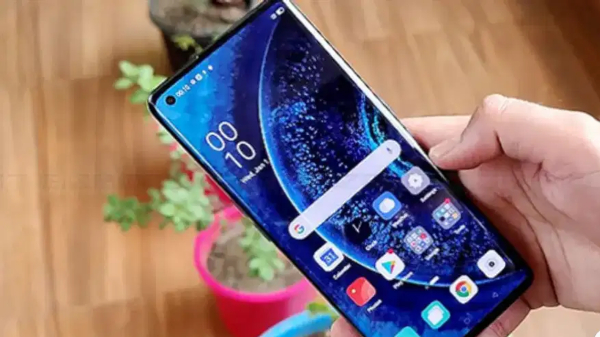 ಒಪ್ಪೋದ ಈ ಪ್ರೀಮಿಯಂ ಫೋನ್‌ ಖರೀದಿಯಲ್ಲಿ ಭಾರೀ ಉಳಿತಾಯ ಪಕ್ಕಾ! 12GB RAM... 