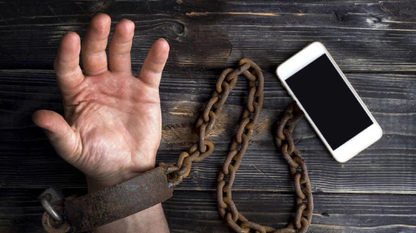 ಫೋನ್ ಕಿತ್ತುಕೊಂಡ ತಂದೆ, ಆತ್ಮಹತ್ಯೆ ಮಾಡಿಕೊಂಡ 16 ವರ್ಷದ ಮಗ! ಫೋನ್ ಕಿತ್ತುಕೊಂಡ ತಂದೆ, ಆತ್ಮಹತ್ಯೆ ಮಾಡಿಕೊಂಡ 16 ವರ್ಷದ ಮಗ!