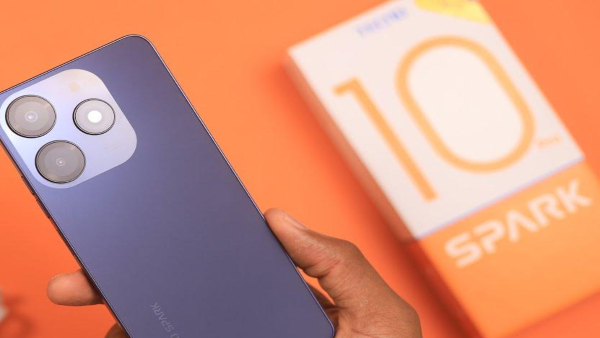 ಈ ಟೆಕ್ನೋ ಫೋನಿಗೆ ಜಬರ್ದಸ್ತ್ ಆಫರ್‌!..ಬೆಲೆ ತಿಳಿದ್ರೆ ನೀವು ಅಚ್ಚರಿಪಡ್ತೀರಾ!