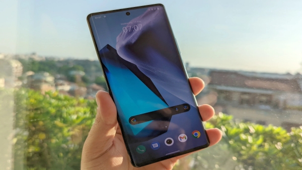 ಜಬರ್ದಸ್ತ್ ಕ್ಯಾಮೆರಾ ಇರುವ ಈ ಫೋನಿನ ಬೆಲೆಯಲ್ಲಿ ಭರ್ಜರಿ ಇಳಿಕೆ!