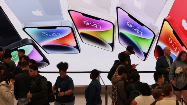 ಆಪಲ್ ಡಿವೈಸ್ಗಳ ಫೋಟೋದಲ್ಲಿ ಯಾಕೆ ಯಾವಾಗಲು ಸಮಯ '9:41 AM' ಇರುತ್ತದೆ?... ಆಪಲ್ ಡಿವೈಸ್ಗಳ ಫೋಟೋದಲ್ಲಿ ಯಾಕೆ ಯಾವಾಗಲು ಸಮಯ '9:41 AM' ಇರುತ್ತದೆ?...