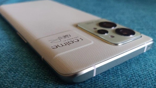 ಹೈ ಎಂಡ್‌ ಫೀಚರ್ಸ್‌ನ ಈ ಫೋನಿಗೆ ಈಗ ಭಾರೀ ಡಿಸ್ಕೌಂಟ್‌!