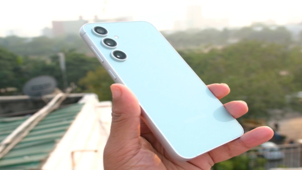 ಮಾರುಕಟ್ಟೆಗೆ ಬಂತು 200 ಮೆಗಾಪಿಕ್ಸೆಲ್‌ ಕ್ಯಾಮೆರಾ ಫೋನ್‌! ಡಿಸೈನ್‌ ಅಂತೂ ಸೂಪರ್‌