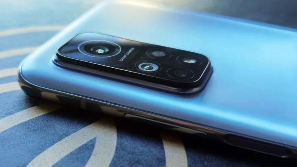 ಶಿಯೋಮಿಯ ಈ ಸ್ಮಾರ್ಟ್‌ಫೋನ್‌ಗೆ ಭಾರೀ ಡಿಸ್ಕೌಂಟ್‌!..ಖರೀದಿಸಬಹುದೇ?