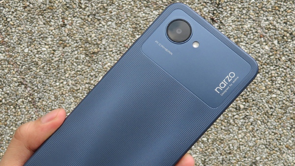 ಈ ರಿಯಲ್‌ಮಿ ಫೋನಿನ ಡಿಸ್ಕೌಂಟ್‌ ಬೆಲೆಗೆ ಗ್ರಾಹಕರು ಫಿದಾ!..ಸಖತ್ ಉಳಿತಾಯ!