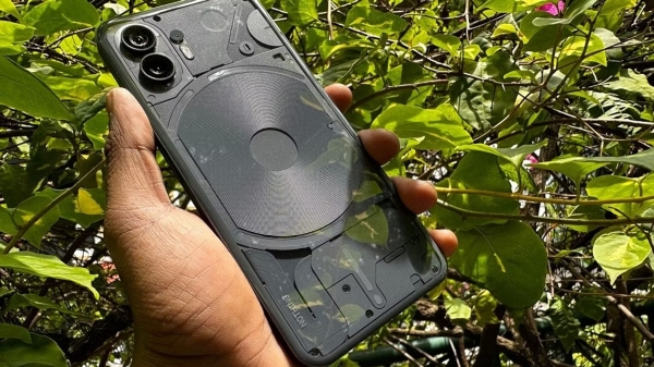  ಭಾರತದಲ್ಲಿ ನಥಿಂಗ್ ಫೋನ್ 2 ಬೆಲೆ ದಿಢೀರ್ ಇಳಿಕೆ; ಹೊಸ ಬೆಲೆ ಎಷ್ಟು ಗೊತ್ತಾ!?  