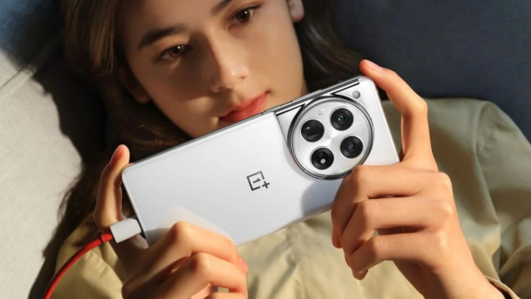 OnePlus 12: ಮಾರುಕಟ್ಟೆಗೆ ಎಂಟ್ರಿ ಕೊಟ್ಟ ಒನ್‌ಪ್ಲಸ್‌ 12!1TB ವರೆಗೆ ಸ್ಟೋರೇಜ್‌