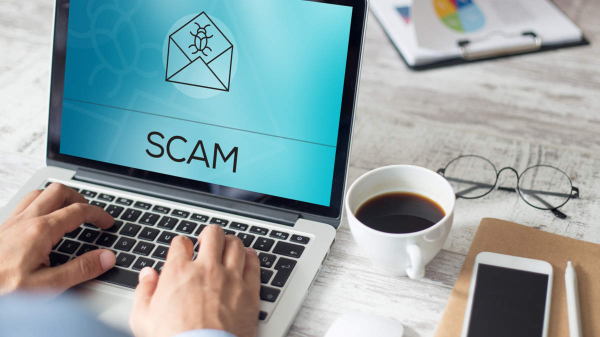 19 ಸಾವಿರ ರೂ. ಬೆಲೆಯ ಹೆಡ್ಫೋನ್ ಟೂತ್ಪೇಸ್ಟ್ ಆಗಿದ್ದು ಹೇಗೆ?.. 19 ಸಾವಿರ ರೂ. ಬೆಲೆಯ ಹೆಡ್ಫೋನ್ ಟೂತ್ಪೇಸ್ಟ್ ಆಗಿದ್ದು ಹೇಗೆ?..