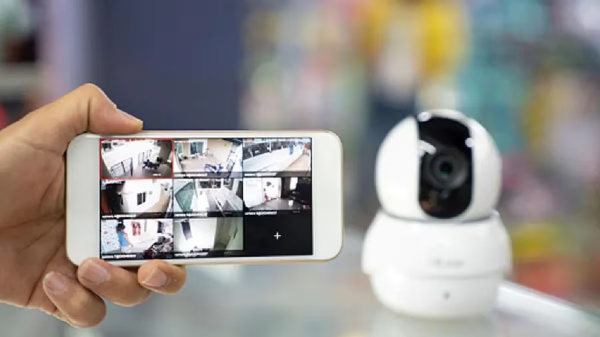  21 ವರ್ಷದ ಯೂಟ್ಯೂಬರ್‌ ಮನೆಯ ಸಿಸಿಟಿವಿ ಹ್ಯಾಕ್‌, ಖಾಸಗಿ ವಿಡಿಯೋ ಲೀಕ್‌!  