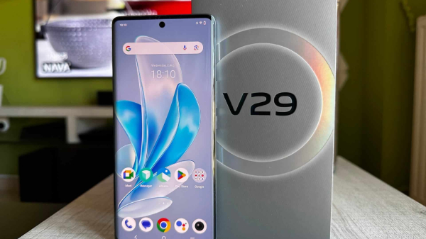 ಈ ವರ್ಷ ಲಾಂಚ್‌ ಆದ ಫಾಸ್ಟ್‌ ಚಾರ್ಜಿಂಗ್‌ ಆಯ್ಕೆಯ ಸ್ಮಾರ್ಟ್‌ಫೋನ್‌ಗಳು...