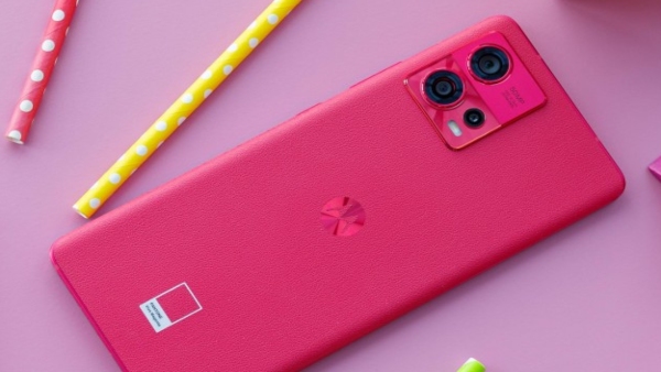 ನೀವು ಮೊಟೊರೊಲಾ ಫೋನ್‌ ಬಳಕೆ ಮಾಡ್ತೀರಾ?..ಹಾಗಿದ್ರೆ, ಇಲ್ಲಿದೆ ಸಿಹಿಸುದ್ದಿ!