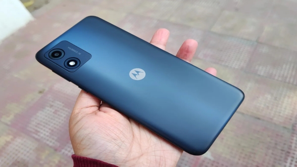 ಅಗ್ಗದ ಮೊಟೊ e13 ಬೆಲೆಯಲ್ಲಿ ಆಕರ್ಷಕ ರಿಯಾಯಿತಿ!..ಬಿಗ್‌ ಬ್ಯಾಟರಿ ಸೌಲಭ್ಯ!