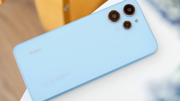 ಬಜೆಟ್‌ ಬೆಲೆಯ ಈ ಆಕರ್ಷಕ ರೆಡ್ಮಿ ಫೋನ್‌ ಬೆಲೆಯಲ್ಲಿ ಭಾರೀ ಇಳಿಕೆ!