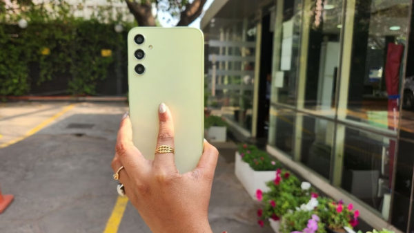 ಸ್ಯಾಮ್‌ಸಂಗ್‌ನ ಬಹುಬೇಡಿಕೆಯ ಈ ಎರಡು ಫೋನ್‌ಗಳ ಬೆಲೆ ಕುಸಿತ! ರಿಯಾಯಿತಿ ದರ ಎಷ್ಟು?