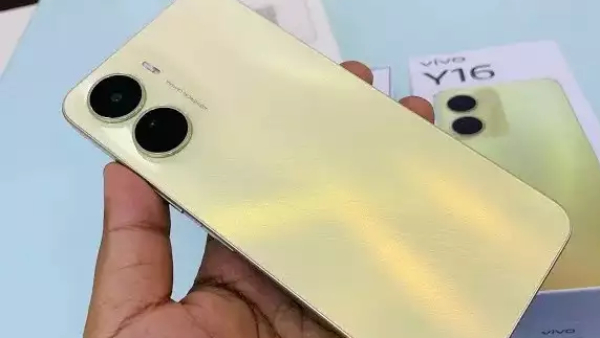 ಈ ಆಕರ್ಷಕ ವಿವೋ ಫೋನ್‌ ಬೆಲೆಯಲ್ಲಿ ಸಖತ್ ಇಳಿಕೆ!..ಗ್ರಾಹಕರು ಖುಷಿ!