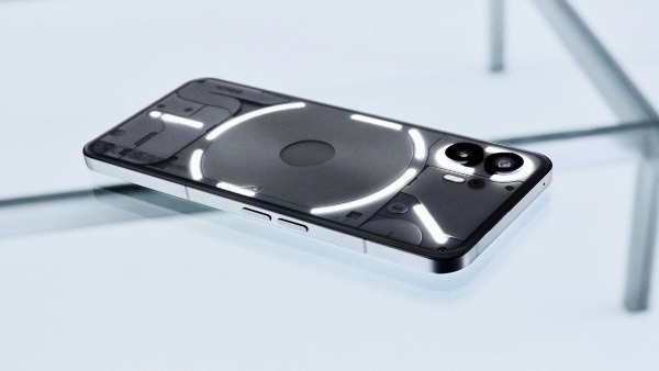 ಭಿನ್ನ ಡಿಸೈನ್‌ ಇರುವ ಈ ನಥಿಂಗ್‌ ಫೋನ್‌ ಬೆಲೆಯಲ್ಲಿ ಬೊಂಬಾಟ್‌ ಡಿಸ್ಕೌಂಟ್‌!