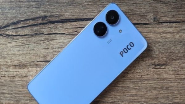 50ಎಂಪಿ ಕ್ಯಾಮೆರಾದ ಈ ಫೋನ್‌ ಬೆಲೆಯಲ್ಲಿ ಈಗ ಭಾರೀ ಡಿಸ್ಕೌಂಟ್‌!