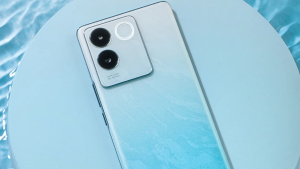 ಕರ್ವ್‌ ಡಿಸ್‌ಪ್ಲೇ ಇರುವ ಈ ಫೋನ್‌ ಬೆಲೆಯಲ್ಲಿ ಇಳಿಕೆ!..64ಎಂಪಿ ಕ್ಯಾಮೆರಾ ಇದೆ!