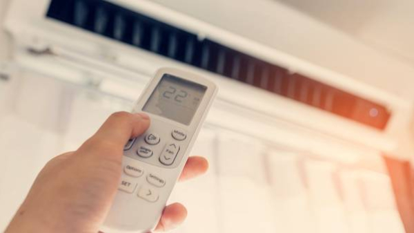 AC: ನಿಮ್ಮ ಎಸಿ ಸರಿಯಾಗಿ ಕೆಲಸ ಮಾಡುತ್ತಿಲ್ಲವೇ?..ಹಾಗಿದ್ರೆ ಈ ಕೆಲಸ ಮಾಡಿ 