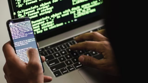 ಆ ಆಪ್‌ ಇನ್‌ಸ್ಟಾಲ್ ಮಾಡಿದ್ದೇ ತಡ 5.2 ಕೋಟಿ ರೂ. ಮಾಯ.. ನೀವು ಎಚ್ಚರ