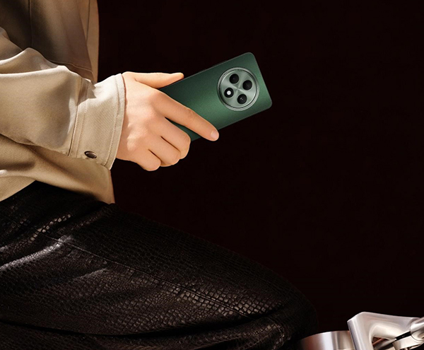 OPPO F27 5G: ಹ್ಯಾಲೋ ಲೈಟ್‌ ಡಿಸೈನ್‌ ಜೊತೆಗೆ ದೀರ್ಘ ಬಾಳಿಕೆಯ ಜೊತೆಗಾರ