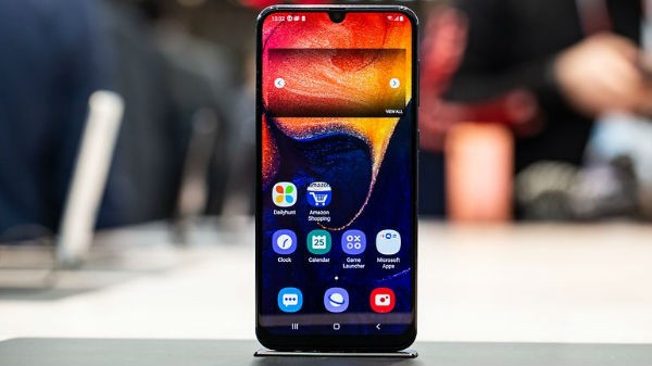 'ಗ್ಯಾಲ್ಯಾಕ್ಸಿ ಎ50' ಡಿಸ್‌ಪ್ಲೇ 